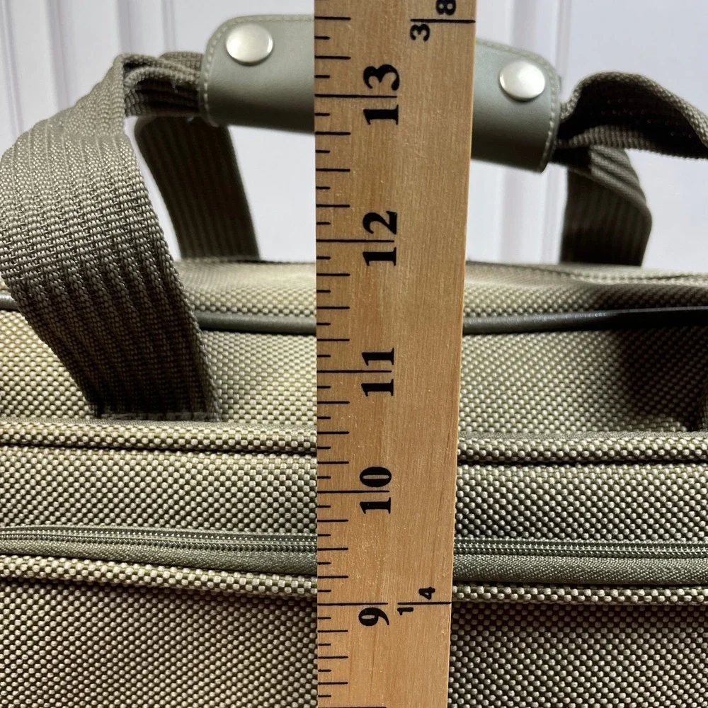 MODA Carry-On Travel Briefcase Bag Olive Green Laptop Messenger Shoulder Strap - Picture 11 of 12